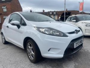2013 Ford Fiesta Van 1.4 Tdci Panel Van 3dr in White — image 2