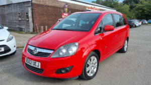 2012 Vauxhall Zafira 1.6 16v Design in Red — image 6