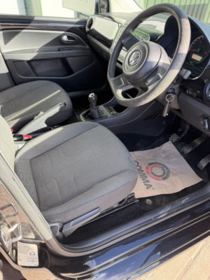 2015 Volkswagen Up! 1.0 Move Up! Euro 5 5dr in Black — image 5
