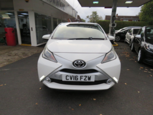 2016 Toyota Aygo 1.0 Vvt-I X-Pure X-Shift Euro 6 5dr in White — image 2
