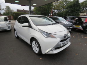 2016 Toyota Aygo 1.0 Vvt-I X-Pure X-Shift Euro 6 5dr in White — image 3