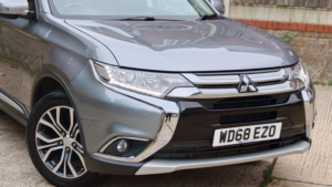 2018 Mitsubishi Outlander 2.2 Di-D 3 4WD Euro 6 (s/s) 5dr in Grey — image 6