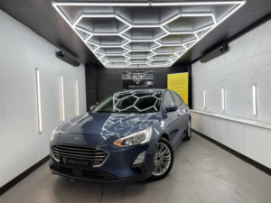 2018 Ford Focus 1.0 T Ecoboost Titanium X in Blue — image 3
