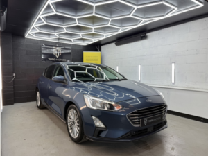 2018 Ford Focus 1.0 T Ecoboost Titanium X in Blue — image 5