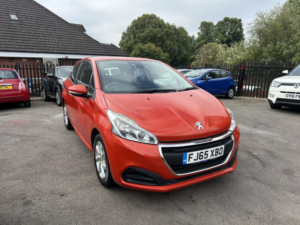 2015 Peugeot 208 1.2 Puretech Active in Orange — image 5