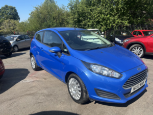 2013 Ford Fiesta 1.3 Style in Blue — image 2