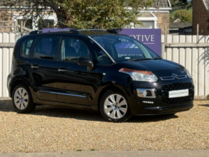 2015 Citroen C3 Picasso 1.6 Hdi Exclusive MPV 5dr Diesel Manual Euro 5 (90 Ps) in Black — image 3