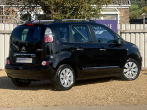 2015 Citroen C3 Picasso 1.6 Hdi Exclusive MPV 5dr Diesel Manual Euro 5 (90 Ps) in Black — image 5