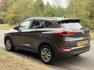 2016 Hyundai Tucson 1.7 Tucson Se Nav 1.7 D 116ps Bd +fss in Grey — image 6