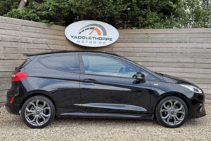 2018 Ford Fiesta 1.0 T Ecoboost St-Line in Black — image 3