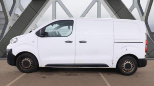 2018 Peugeot Expert 1.6 Bluehdi 1000 Professional Standard Panel Van Mwb Euro 6 6dr in White — image 5
