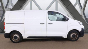 2018 Peugeot Expert 1.6 Bluehdi 1000 Professional Standard Panel Van Mwb Euro 6 6dr in White — image 6