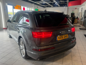 2016 Audi Q7 3.0 Tdi V6 S Line in Grey — image 5