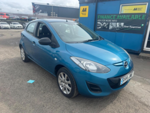 2014 Mazda Mazda2 1.3 Se Euro 5 5dr (a/c) in Blue — image 2