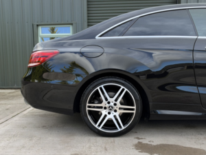 2013 Mercedes-Benz E Class 2.1 E250 Cdi Amg Sport in Black — image 6