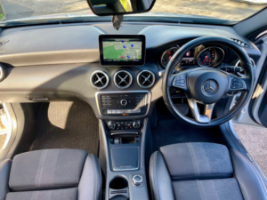 2018 Mercedes-Benz A Class 1.6 A180 Sport Edition Hatchback 5dr Petrol 7g-Dct Euro 6 (s/s) (122 Ps) in Silver — image 5