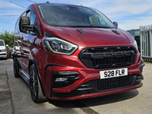 2022 Ford Transit Custom 2.0 Transit Custom Limited Van 320 L1 2.0l Ecoblue 185ps Fwd 6 Speed Automatic in Red — image 4