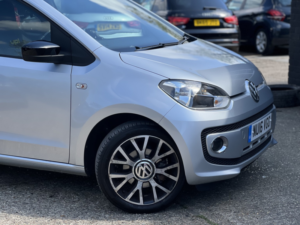2016 Volkswagen Up! 1.0 Street Up! in Silver — image 5