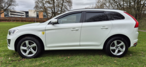 2015 Volvo Xc60 2.0 R-Design D4 in White — image 2