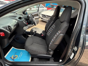 2013 Citroen C1 1.0i Vtr+ Euro 5 3dr in Grey — image 4