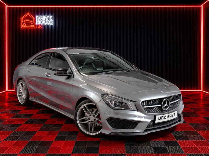 2014 Mercedes-Benz Cla 2.1 Cla220 Cdi Amg Sport in Grey — image 1