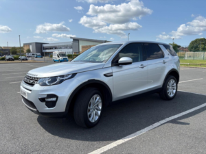 2018 Land Rover Discovery Sport 2.0 Td4 Se Tech Auto 4WD Euro 6 (s/s) 5dr in Silver — image 3