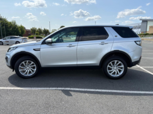 2018 Land Rover Discovery Sport 2.0 Td4 Se Tech Auto 4WD Euro 6 (s/s) 5dr in Silver — image 6