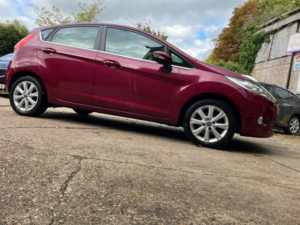 2009 Ford Fiesta 1.4 Zetec in Red — image 5