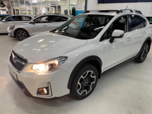 2016 Subaru Xv 2.0i Se Premium Lineartronic 4WD Euro 6 (s/s) 5dr in White — image 4