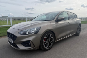 2019 Ford Focus 1.5 Ecoblue St-Line X Auto Euro 6 (s/s) 5dr in Silver — image 4