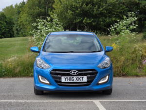 2016 Hyundai I30 1.6 Crdi Blue Drive Se Hatchback 5dr Diesel Manual Euro 6 (s/s) (110 Ps) in Blue — image 2