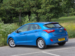 2016 Hyundai I30 1.6 Crdi Blue Drive Se Hatchback 5dr Diesel Manual Euro 6 (s/s) (110 Ps) in Blue — image 5