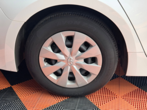 2023 Toyota Corolla 1.8 Vvt-H Car Derived Van 5dr Petrol Hybrid CVT Euro 6 (s/s) (140 Ps) in White — image 4