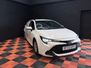 2023 Toyota Corolla 1.8 Vvt-H Car Derived Van 5dr Petrol Hybrid CVT Euro 6 (s/s) (140 Ps) in White — image 6