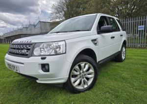 2012 Land Rover Freelander 2 2.2 Td4 Gs in White — image 2