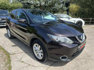 2014 Nissan Qashqai 1.5 Dci Acenta Premium in Black — image 3