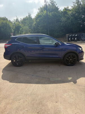 2017 Nissan Qashqai 1.5 Dci Tekna SUV 5dr Diesel Manual 2WD Euro 6 (s/s) (110 Ps) in Blue — image 6