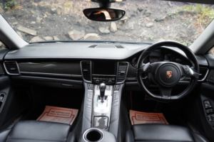 2014 Porsche Panamera 3.6 V6 in Black — image 2