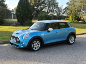 2016 MINI Hatch