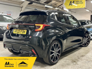 2022 Toyota Yaris 1.5 Vvt-H Gr Sport E-CVT Euro 6 (s/s) 5dr in Black — image 4