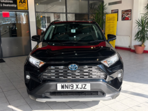 2019 Toyota Rav4 2.5 Vvt-H Design in Black — image 4