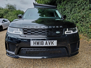 2018 Land Rover Range Rover Sport 2.0 Sd4 Hse in Black — image 3