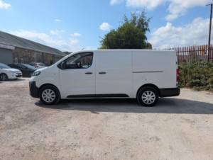 2020 Vauxhall Vivaro 1.5 Turbo D 2900 Dynamic L2 H1 Euro 6 (s/s) 6dr in White — image 6