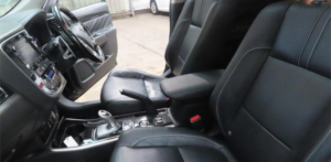 2016 Mitsubishi Outlander 2.0h 12kwh Gx4h CVT 4WD Euro 6 (s/s) 5dr in Black — image 2