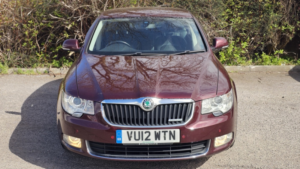 2012 Skoda Superb 1.6 Tdi Se Greenline Ii in Red — image 2