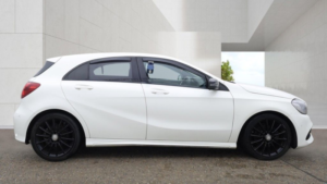 2016 Mercedes-Benz A Class 2.1 A200d Amg Line (premium) Hatchback 5dr Diesel 7g-Dct Euro 6 (s/s) (136 Ps) in White — image 5