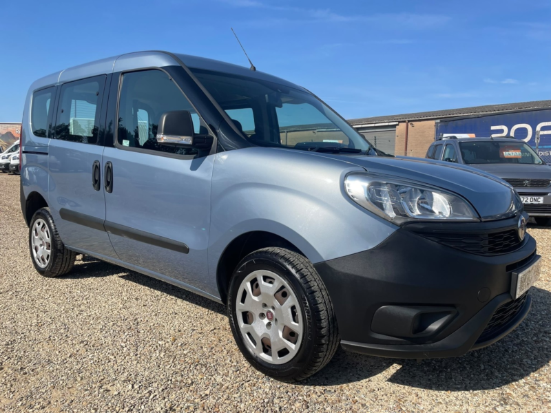 2017 Fiat Doblo Wav Wheelchair Accessible Vehicle 1.4 Doblo 1.4 16v 95hp Pop in Blue — image 1