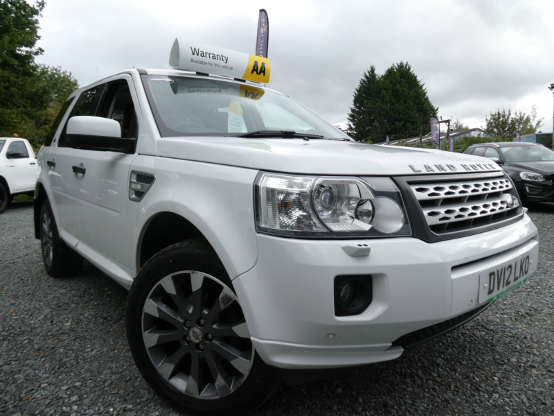 2012 Land Rover Freelander 2 2.2 Sd4 Hse SUV 5dr Diesel Commandshift 4WD Euro 5 (190 Ps) in White — image 1