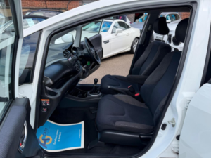 2014 Honda Jazz 1.4 I-Vtec Es Plus Euro 5 5dr in White — image 4