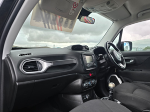 2015 Jeep Renegade 1.4t Multiairii Longitude SUV 5dr Petrol Manual Euro 6 (s/s) (140 Ps) in Black — image 6